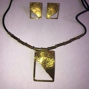 Hammered brass pendant/neck piece and earrings
